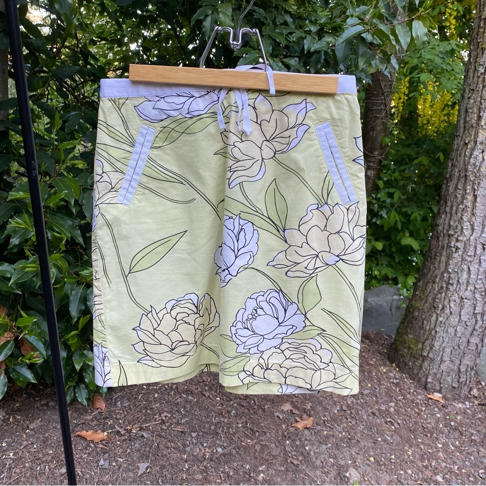 Ann Taylor Loft floral skirt